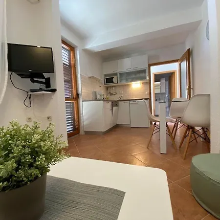 Strandnahe, Klimatisierte Apartment *